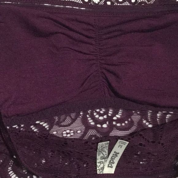 Mudd Pretty Little Layers Lace Bandeau Purple - Picture 4 of 6